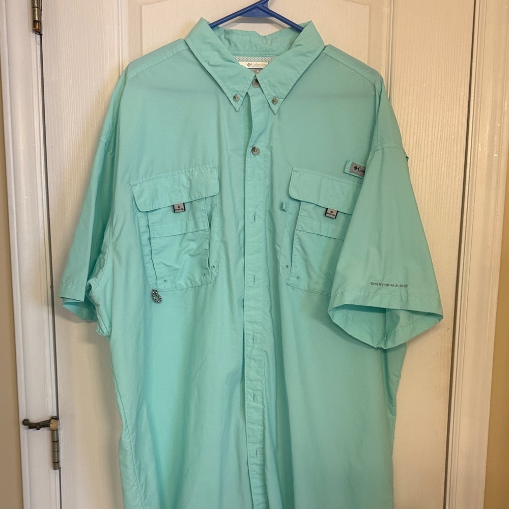 Columbia PFG Men's Light Blue Short Sleeve Shirt